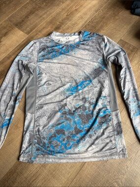 Realtree Long Sleeve Performance Top - Gray & Blue Accent